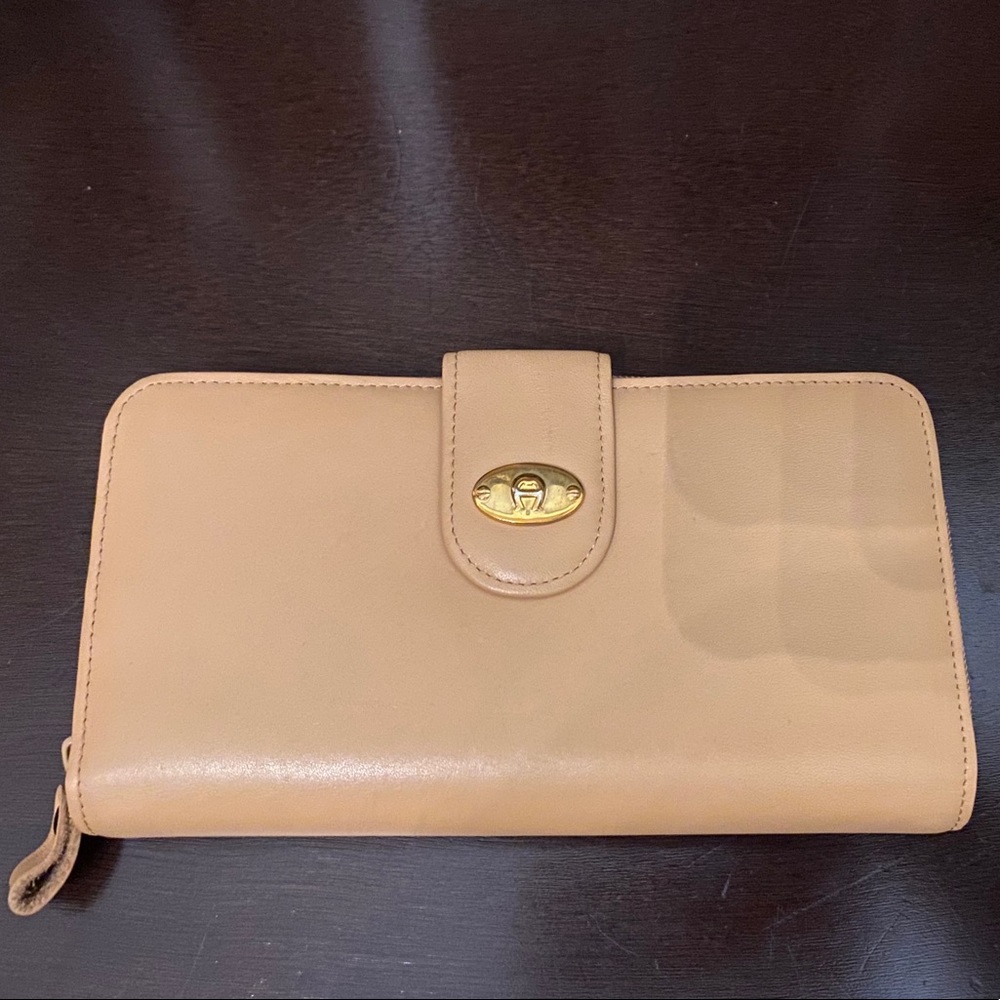 Etienne Aigner Wallet